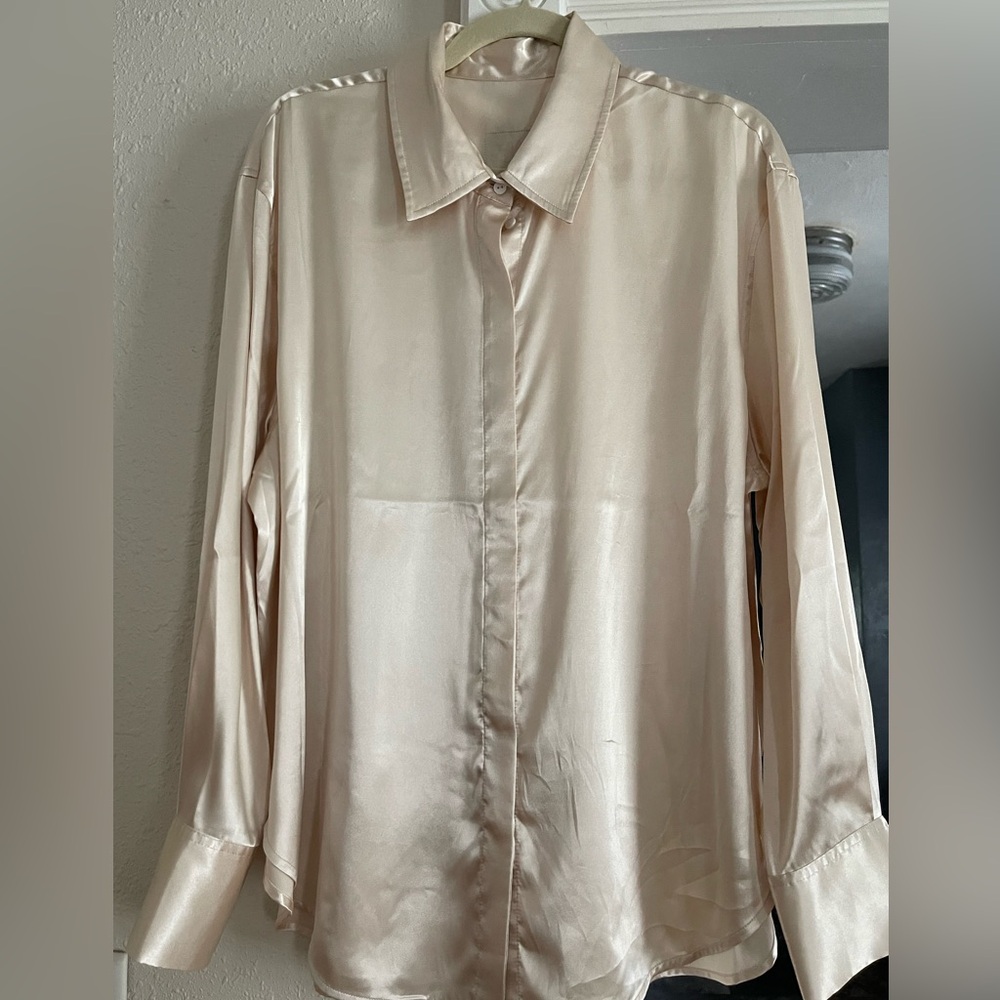 Daily Drills Champagne Silky Top